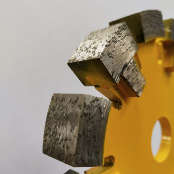 La cuchilla durable del punto del pliegue del diamante con protege los dientes para el pulido concreto duro extremo