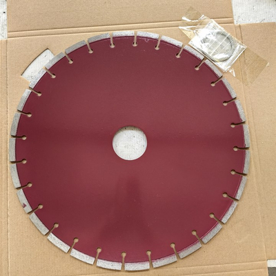Hojas de sierra concretas modificadas para requisitos particulares del diamante del tamaño para el hormigón reforzado que corta 105-600m m