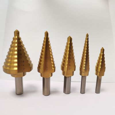 El nitruro del titanio de 8 PCS HSS cubrió 25m m Diamond Core Drill Bit